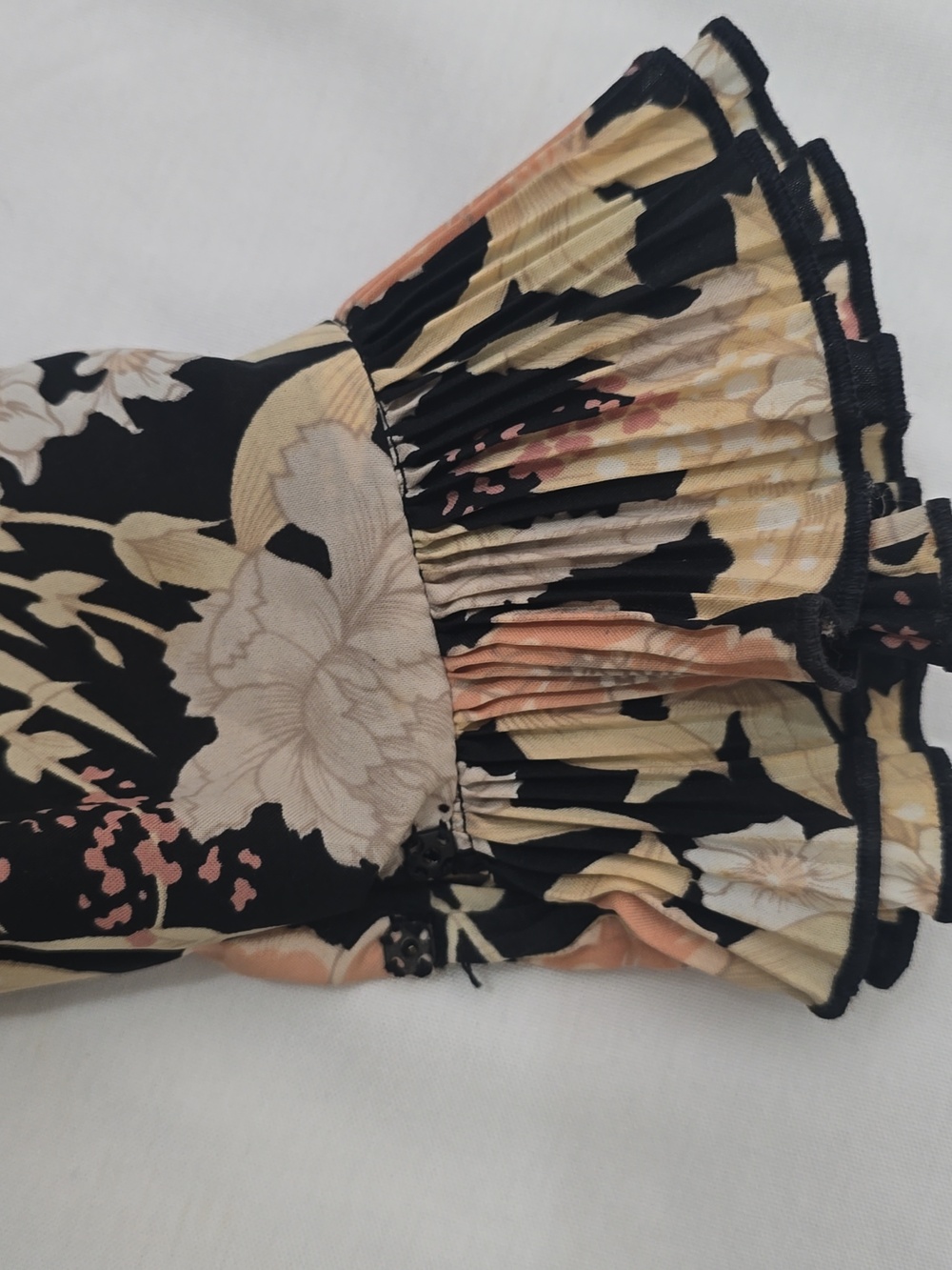 Victor Costa Black Floral Ruffle Maxi Dress with Pink & Cream Accents S - Picture 14 of 14
